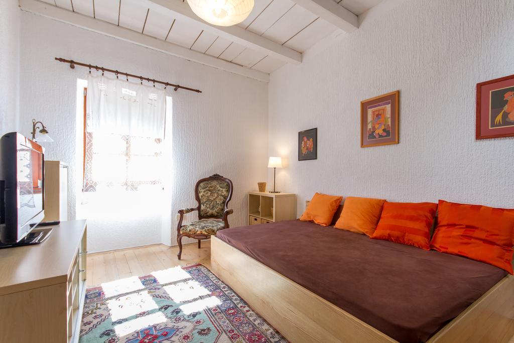 Apartment Vintage By Locap Group 皮兰 外观 照片
